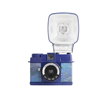 Load image into Gallery viewer, Lomourette Half-frame & Flash Water Lilies Edition