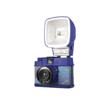 Load image into Gallery viewer, Lomourette Half-frame & Flash Water Lilies Edition