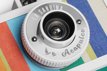 Load image into Gallery viewer, La Sardina Camera & Flash Acapulco Caleta