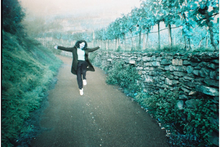 Load image into Gallery viewer, Lomography Simple Use Reuseable Film Camera - 400/27 Turquoise