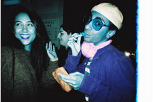Load image into Gallery viewer, Lomography Simple Use Reuseable Film Camera - 400/27 Turquoise