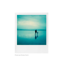 Load image into Gallery viewer, Polaroid SX-70 Color Film