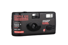 Load image into Gallery viewer, Lomography Simple Use Reusable Film Camera - B&W Negative 400 (27 exposures)