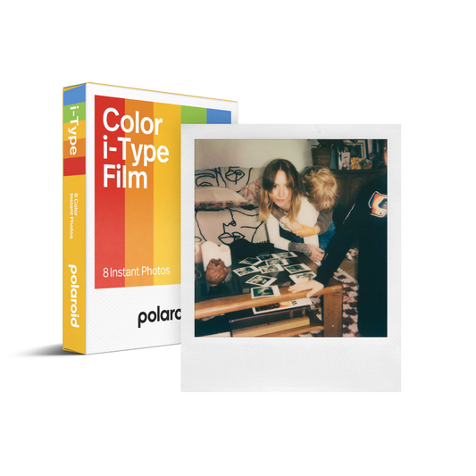 Polaroid i-Type Color Film pack shot