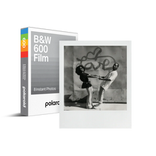 Load image into Gallery viewer, Polaroid 600 B&amp;W Film pack shot