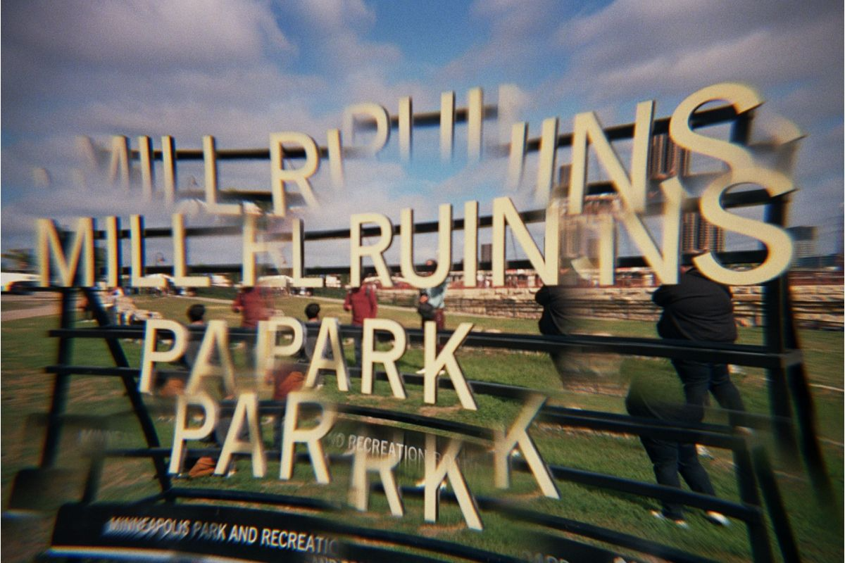 LomoApparat Chiyoda Edition — sample photo