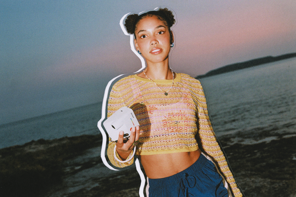 Polaroid Hi-Print 3x3 — with prints