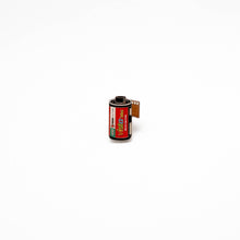 Load image into Gallery viewer, ThirdCulture Vista Plus 400 35mm Film Enamel Pin
