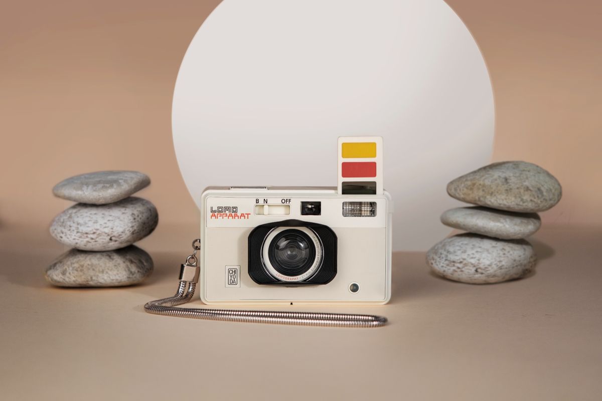 LomoApparat Chiyoda Edition — accessories