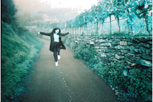 Load image into Gallery viewer, Lomography Simple Use Reuseable Film Camera - 400/27 Turquoise