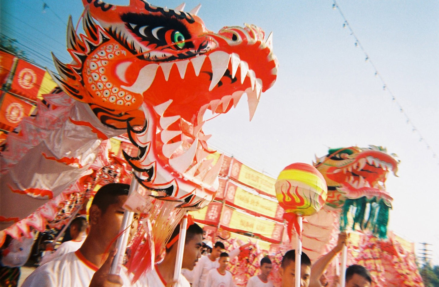 Lomography Simple Use Color 400 — front view