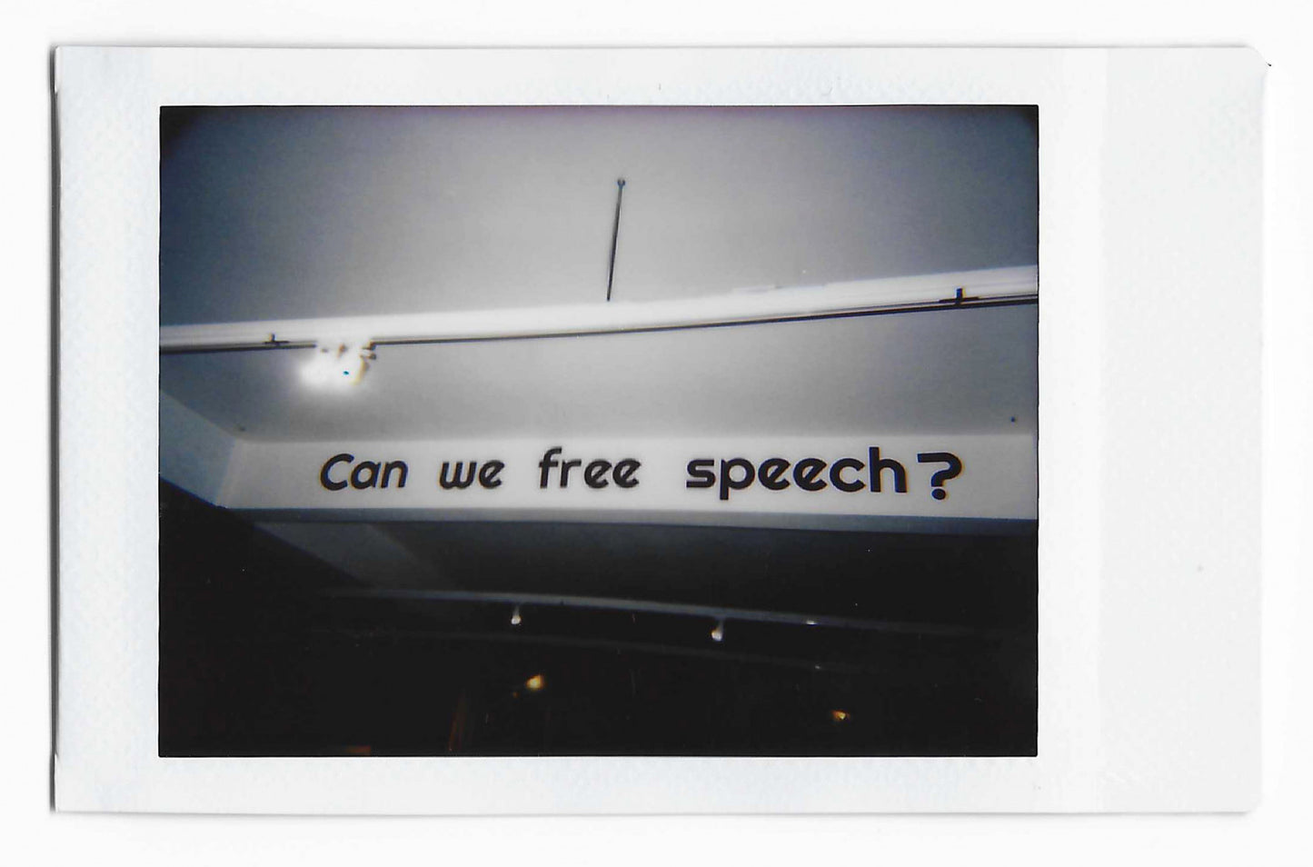 Lomo'Instant Automat Suntur Edition — lifestyle