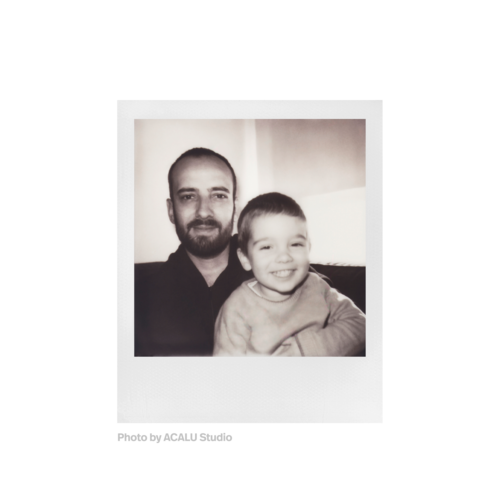 Polaroid 600 B&W Film — instant photo sample