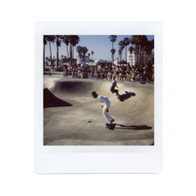 Load image into Gallery viewer, Lomo’Instant Square Glass Camera &amp; Accessories - White Edition